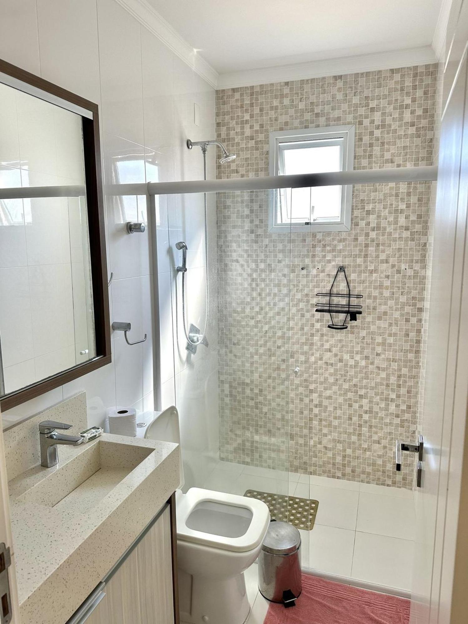 בומבינאס Apartamento Avenida F מראה חיצוני תמונה