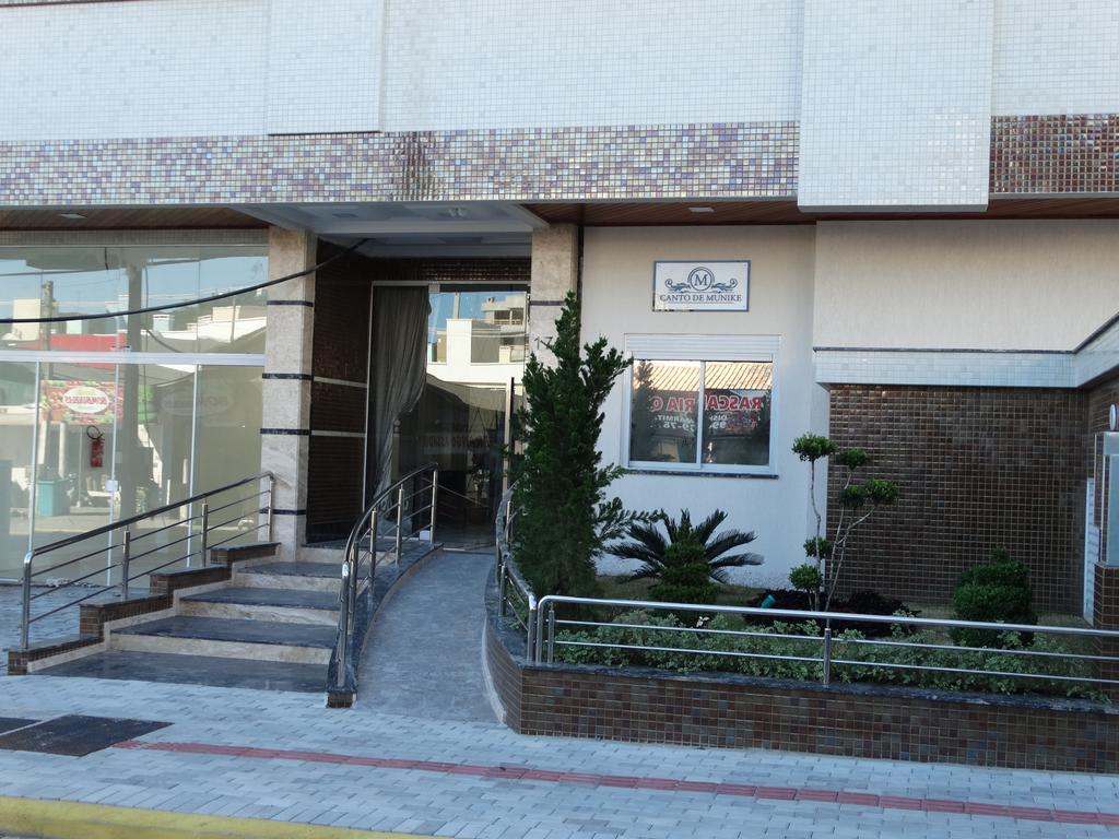 בומבינאס Apartamento Avenida F מראה חיצוני תמונה